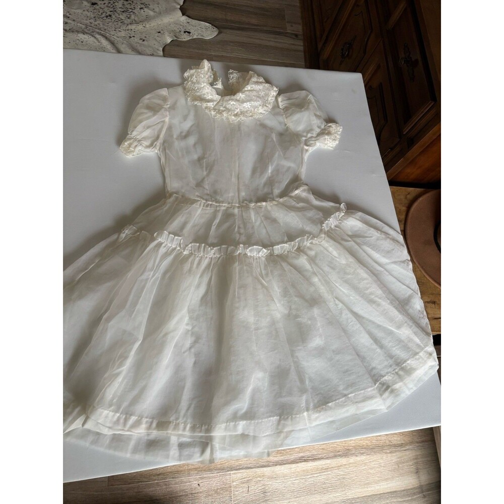 Vintage girls christening gown size 10